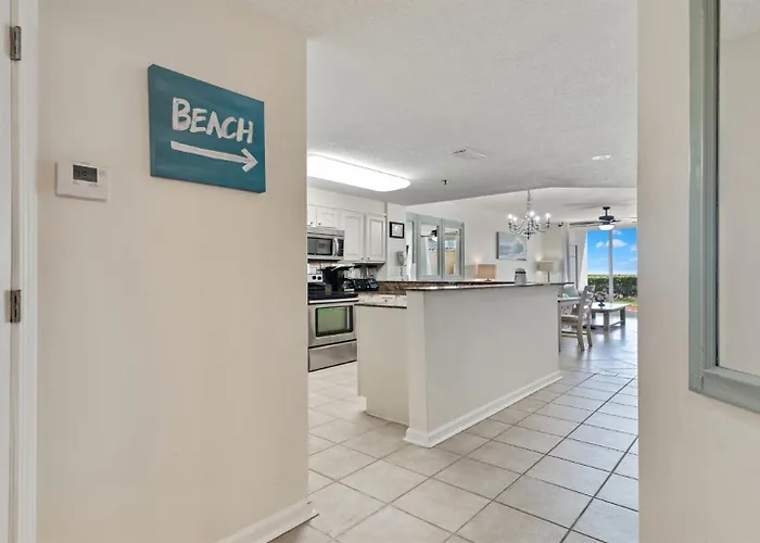 Apartment Bristol 109 - Beachfront Unit On Ground Floor-steps To The Pool