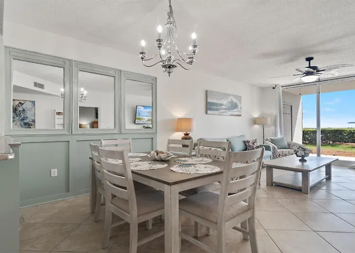 Bristol 109 - Beachfront Unit On Ground Floor-steps To The Pool Apartment *