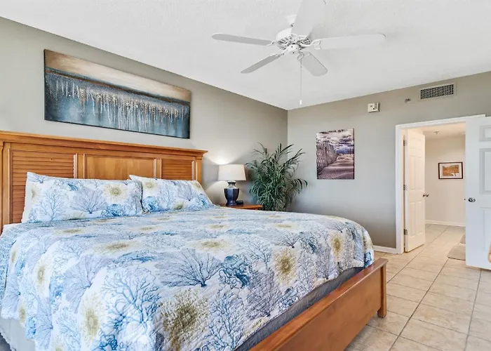 Apartment Bristol 109 - Beachfront Unit On Ground Floor-steps To The Pool *